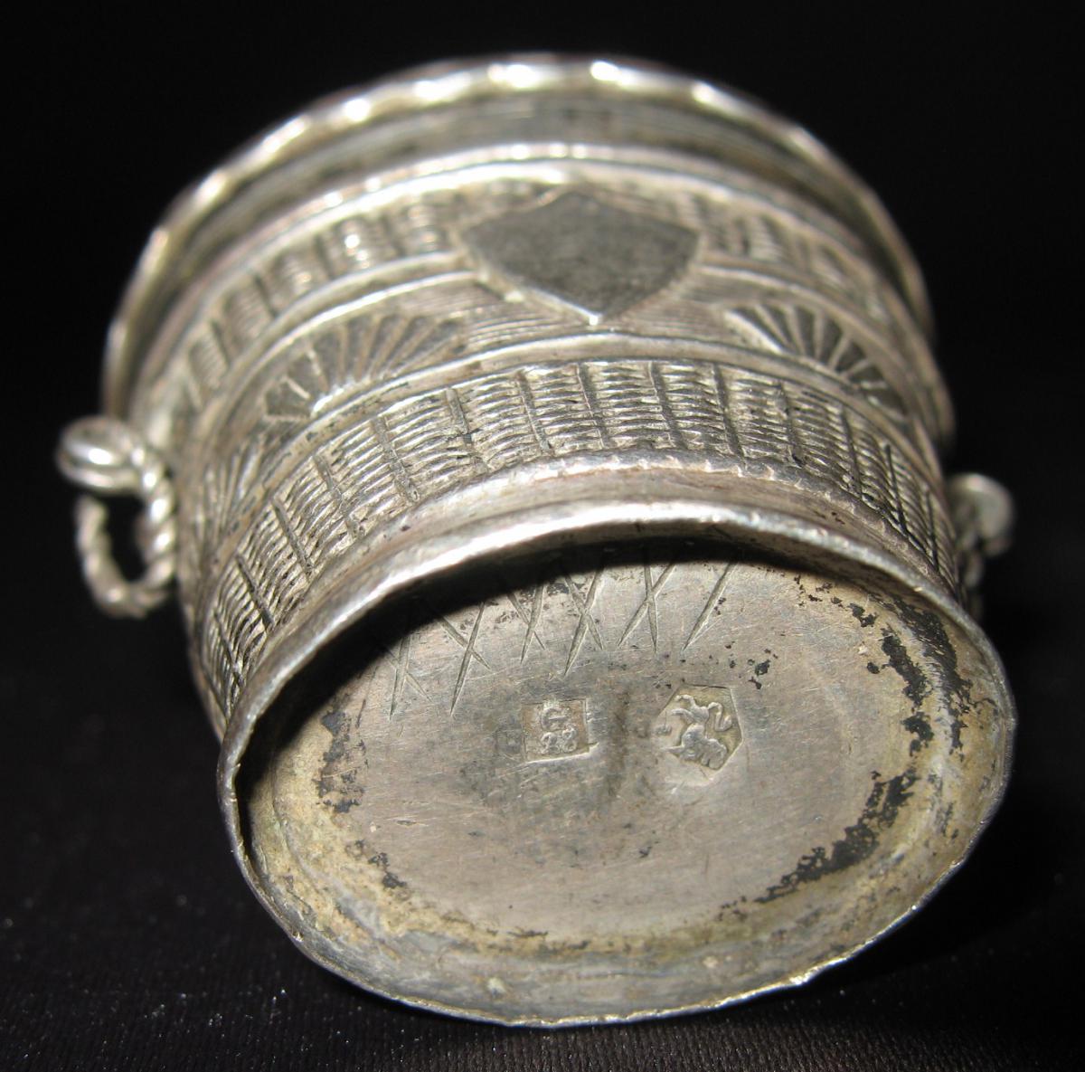 In Small Box Silver, Early Nineteenth Century.-photo-1