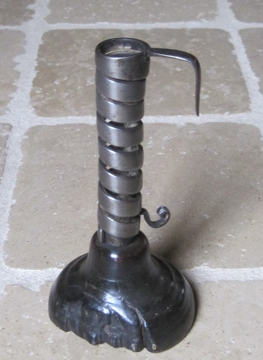 Cellar Candlestick, Propeller. Upper Normandy. 18th Century.-photo-2