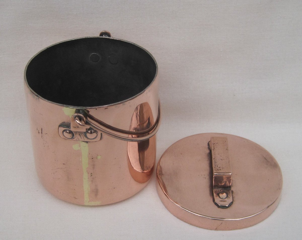 Small Covered Cauldron Or Pot, In Copper. 19th C.-photo-2