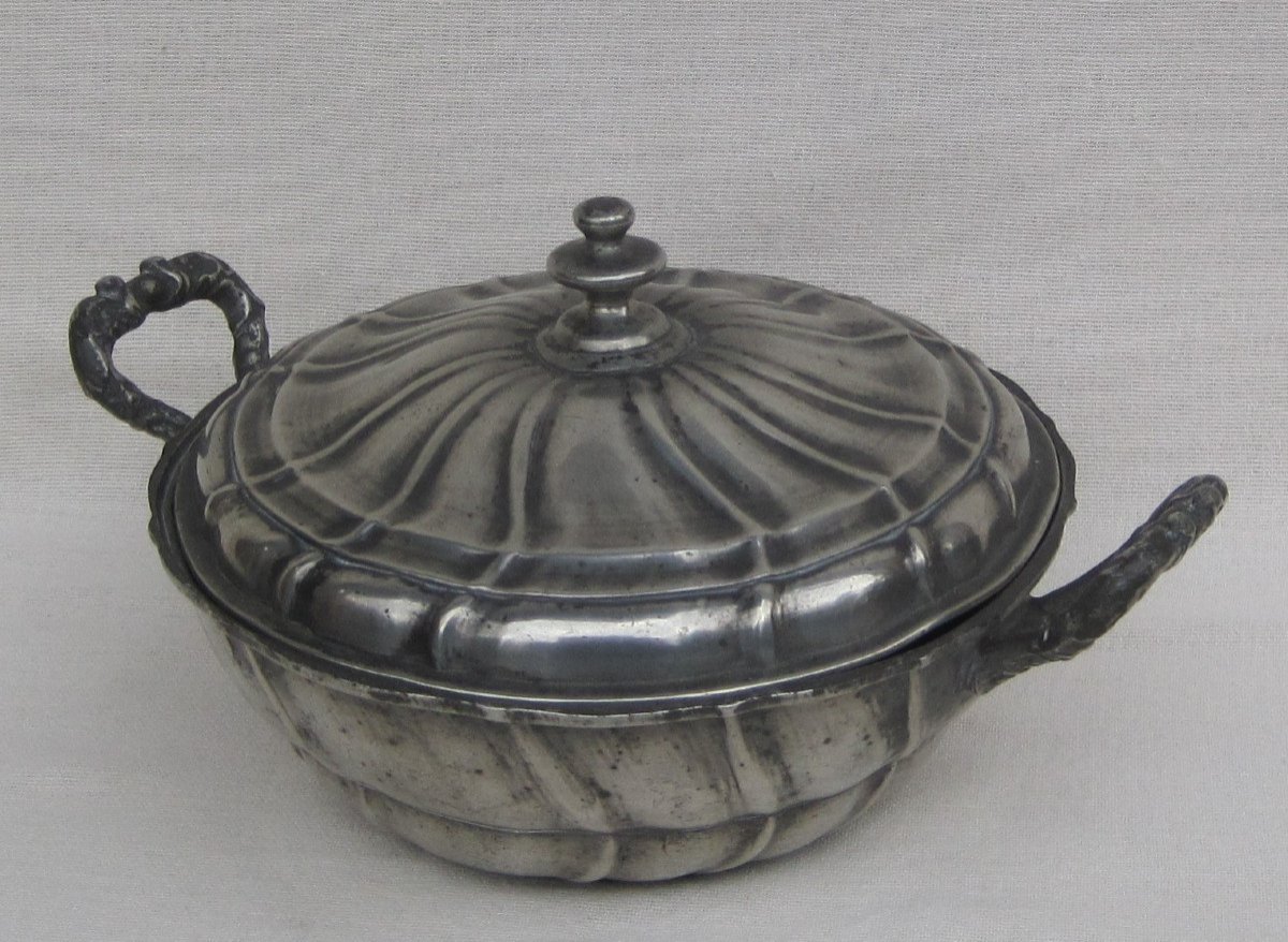 Broth In Pewter. Strasbourg. 18th Century.-photo-2