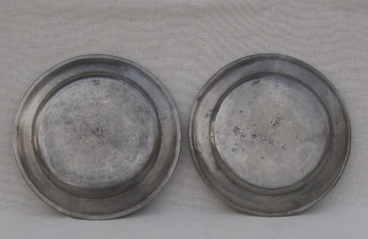 Pair Of Pewter Plates. 18th Century.-photo-2