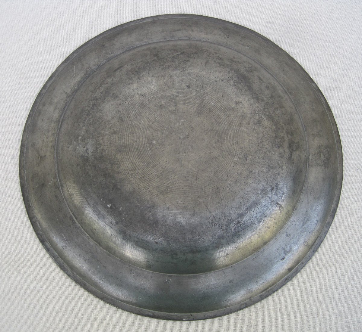 Large Hollow Dish, In Pewter. 18th Century.-photo-1