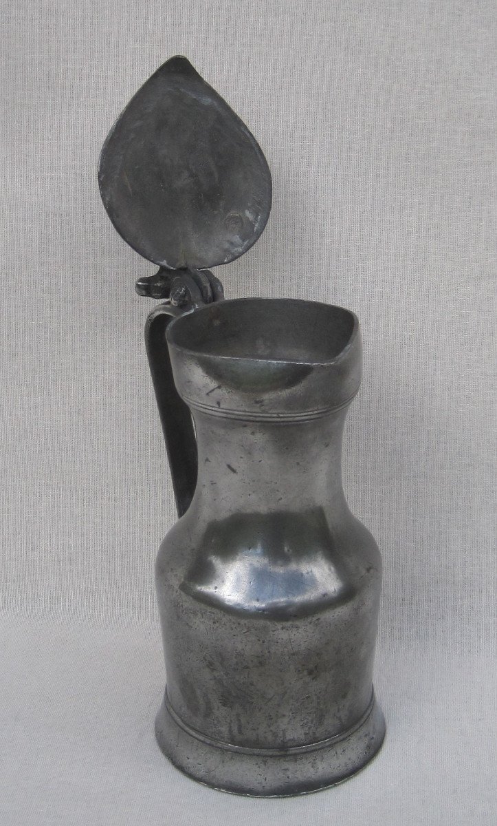 Pewter Pitcher. Lisieux. Early 19th Century.-photo-2