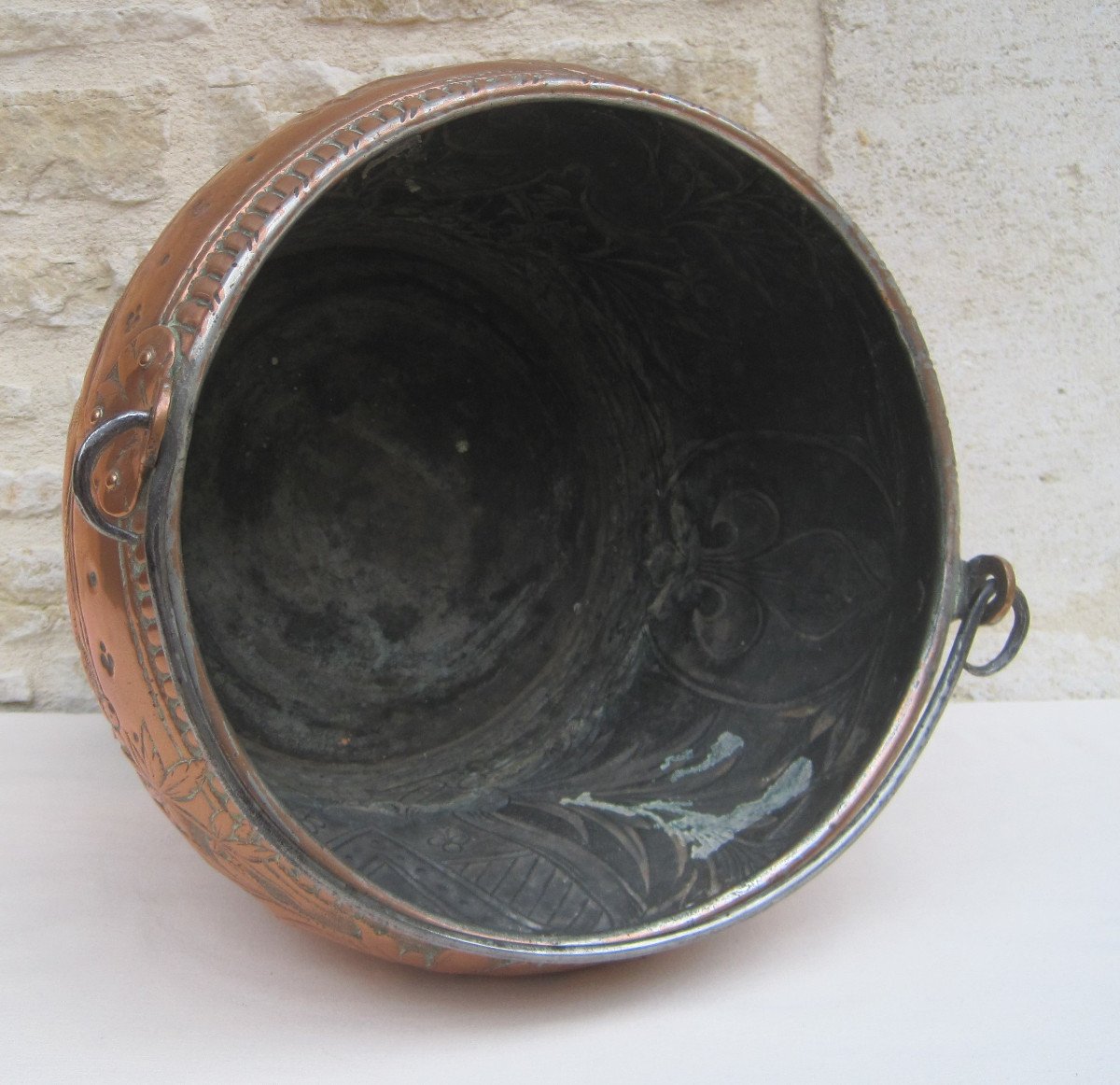 Copper Bucket, Decoration: Fleur-de-lis, Coat Of Arms, Helmet, Foliage, Sphinx. 18th Century.-photo-5