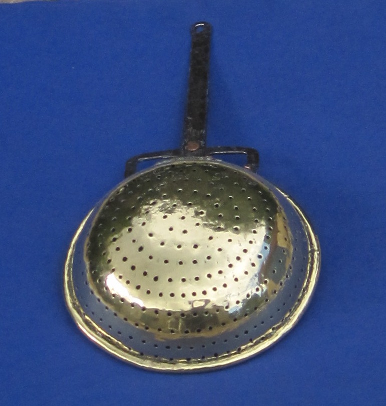 Brass Strainer. Eighteenth Century.-photo-4