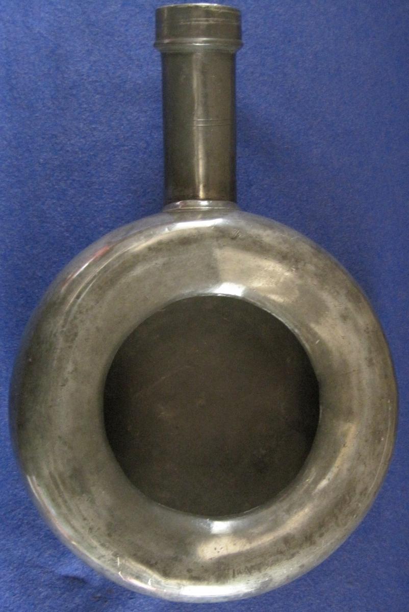 Bedpan, Punched, Medical Pewter. Nineteenth Century.-photo-4