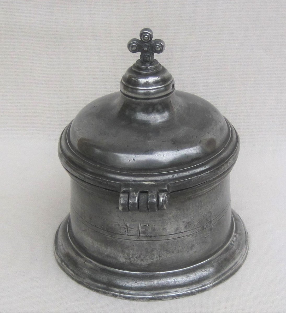 Box With Holy Oils, In Pewter. Toulouse. Late 18th-early 19th Century.-photo-2