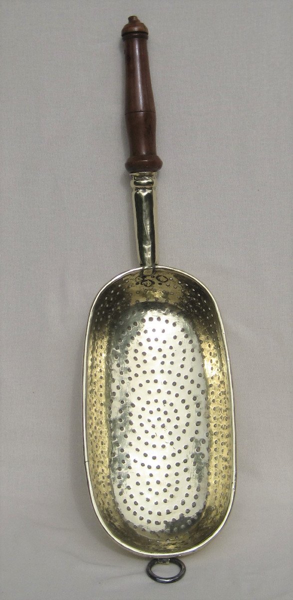 Curd Strainer, Brass. 18th Century.-photo-2