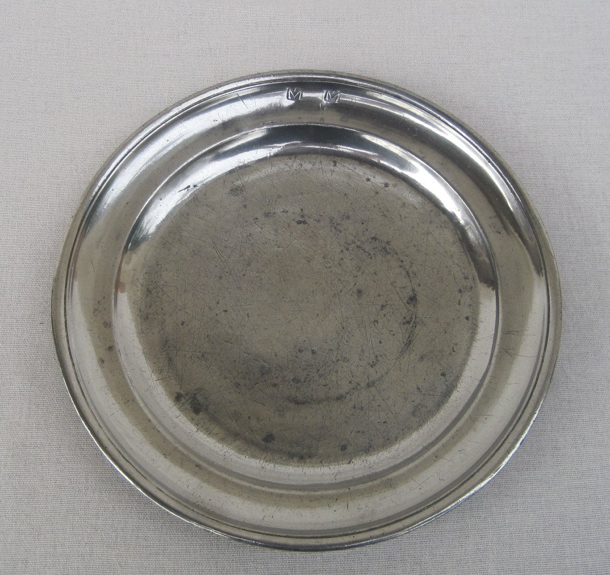 Pewter Plate. 18th Century.