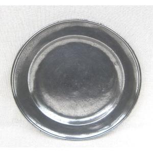 Pewter Dish. 18th Century.     