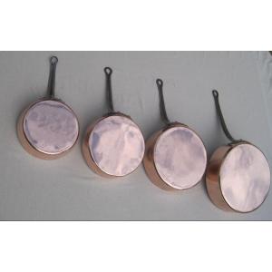 Meeting Of 4 Copper Saute Pans. 19th Century.