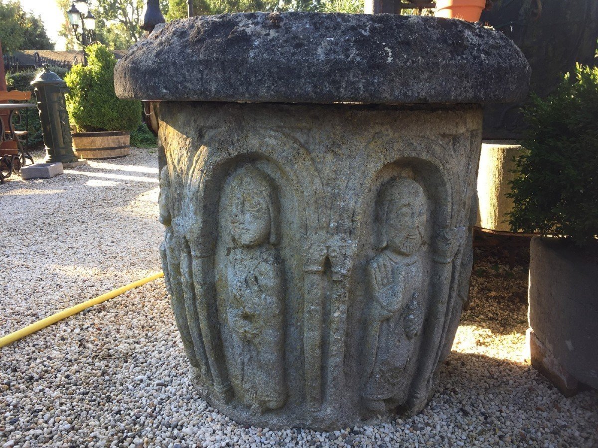 Roman Water Well Limestone 17th Century-photo-1