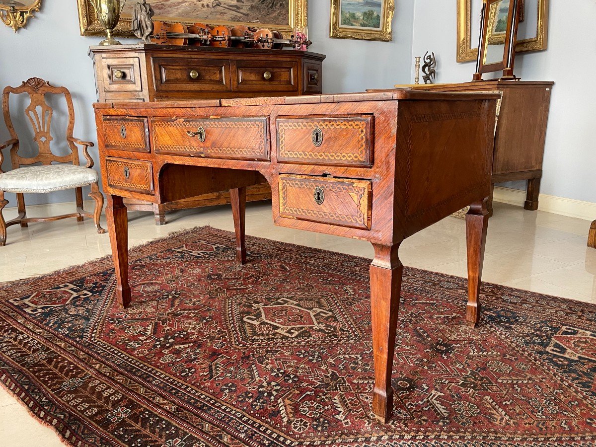 Important Louis XVI Desk-photo-4