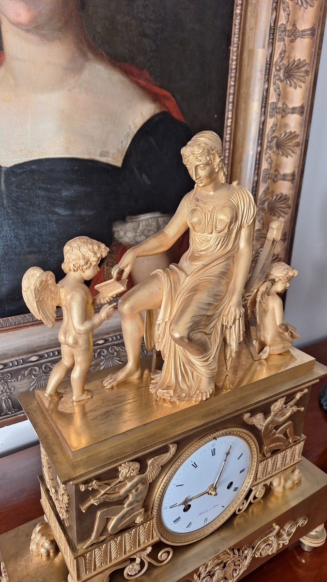 Empire Clock In Gilt Bronze. Venus, Cupid And Anteros. -photo-2