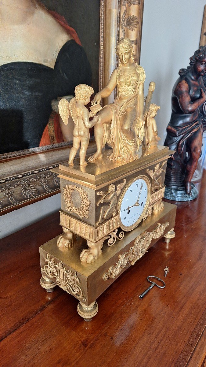 Empire Clock In Gilt Bronze. Venus, Cupid And Anteros. -photo-4