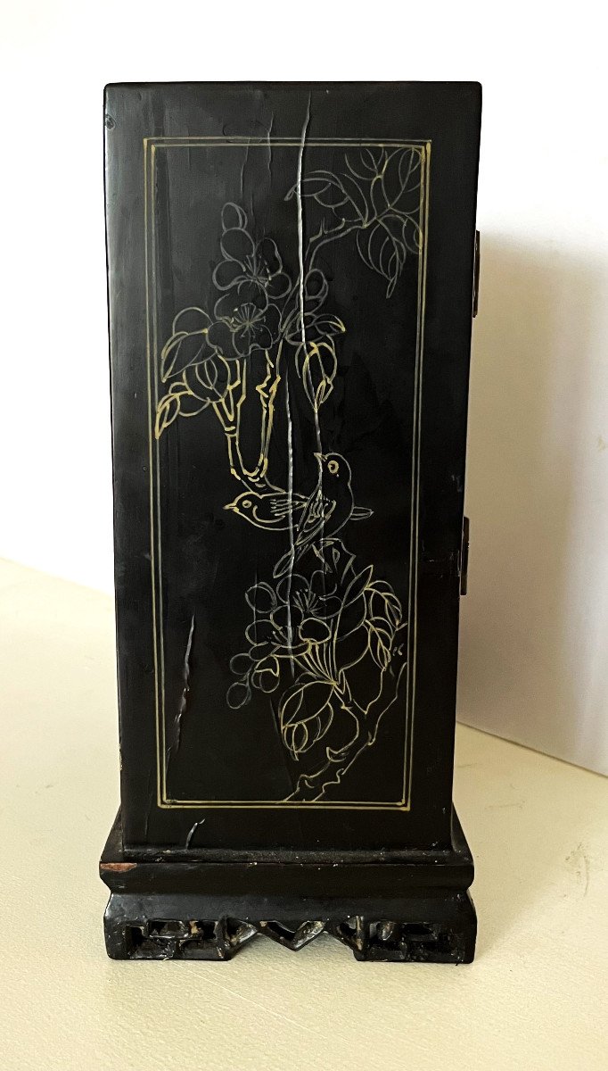 Indochina, Jewelry Serre Cabinet In Lacquer And Mother-of-pearl-photo-1