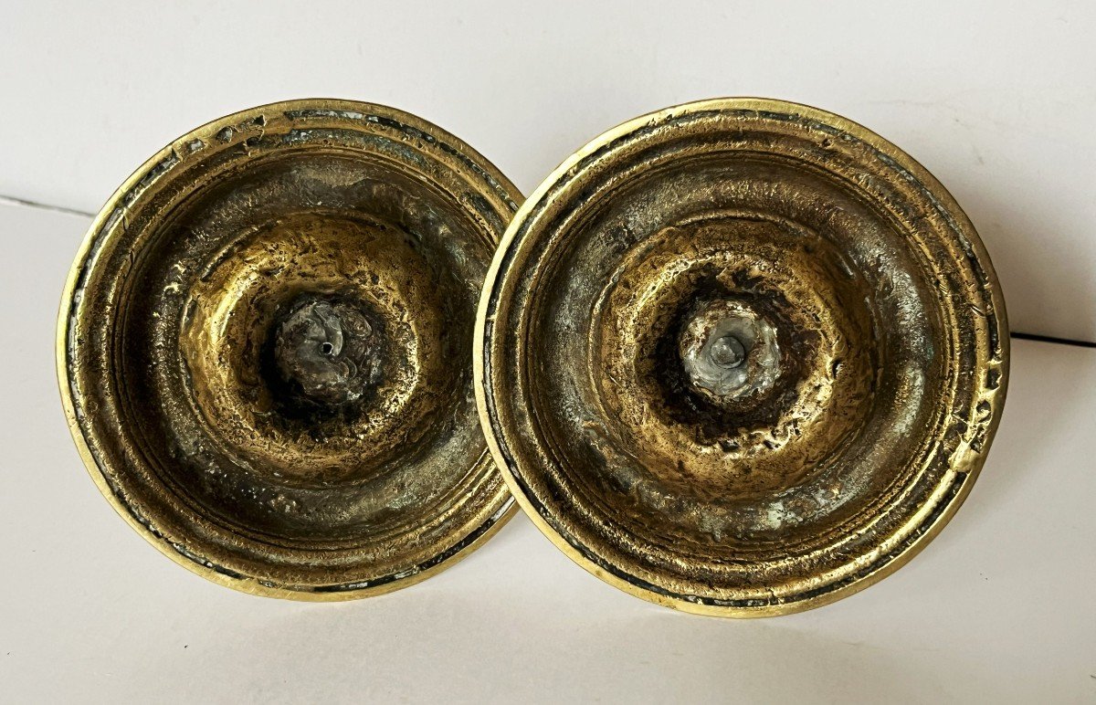 Pair Of 17th Century Brass Candlesticks-photo-3