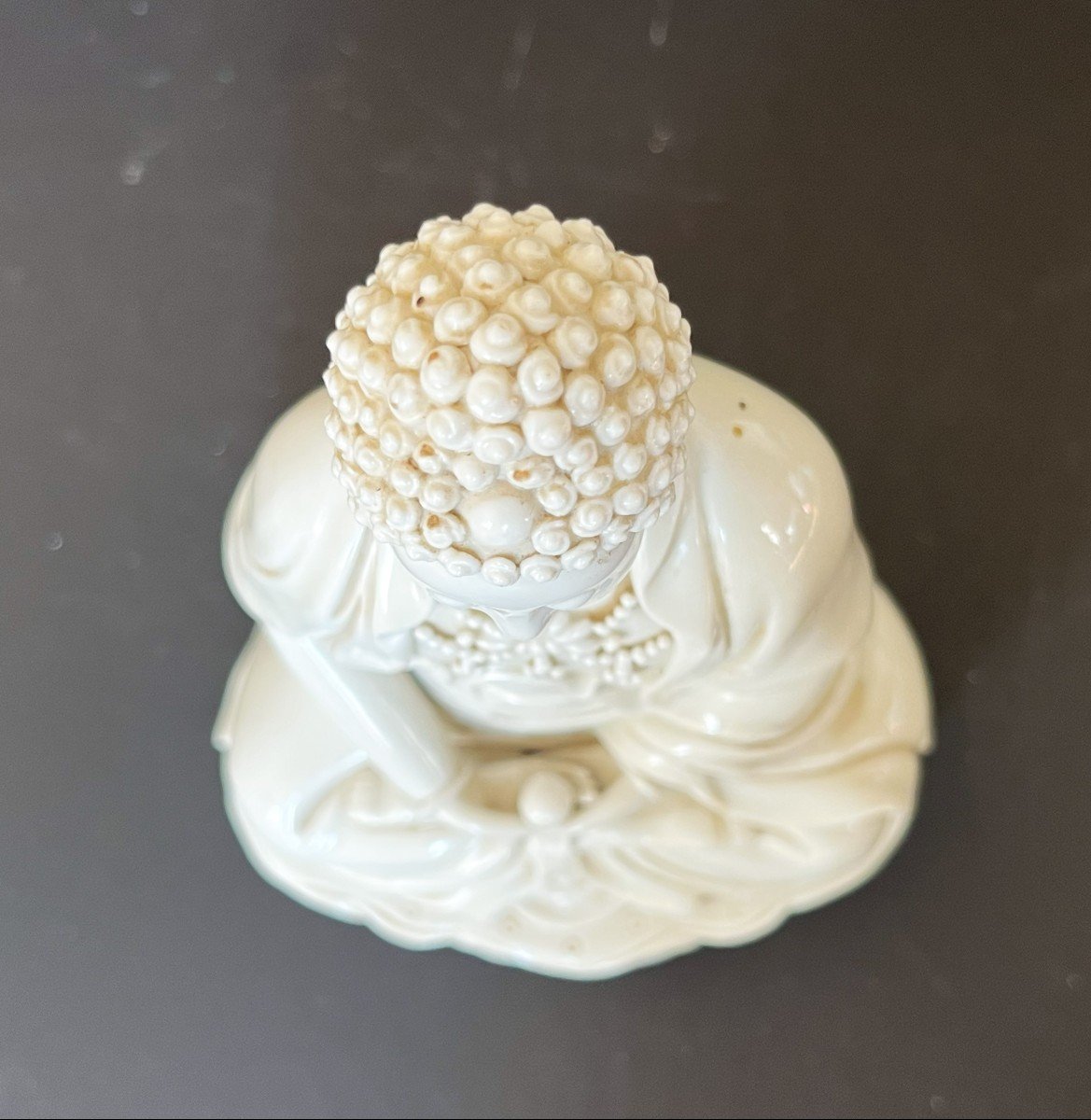 20th Century White Chinese Porcelain Buddha-photo-4