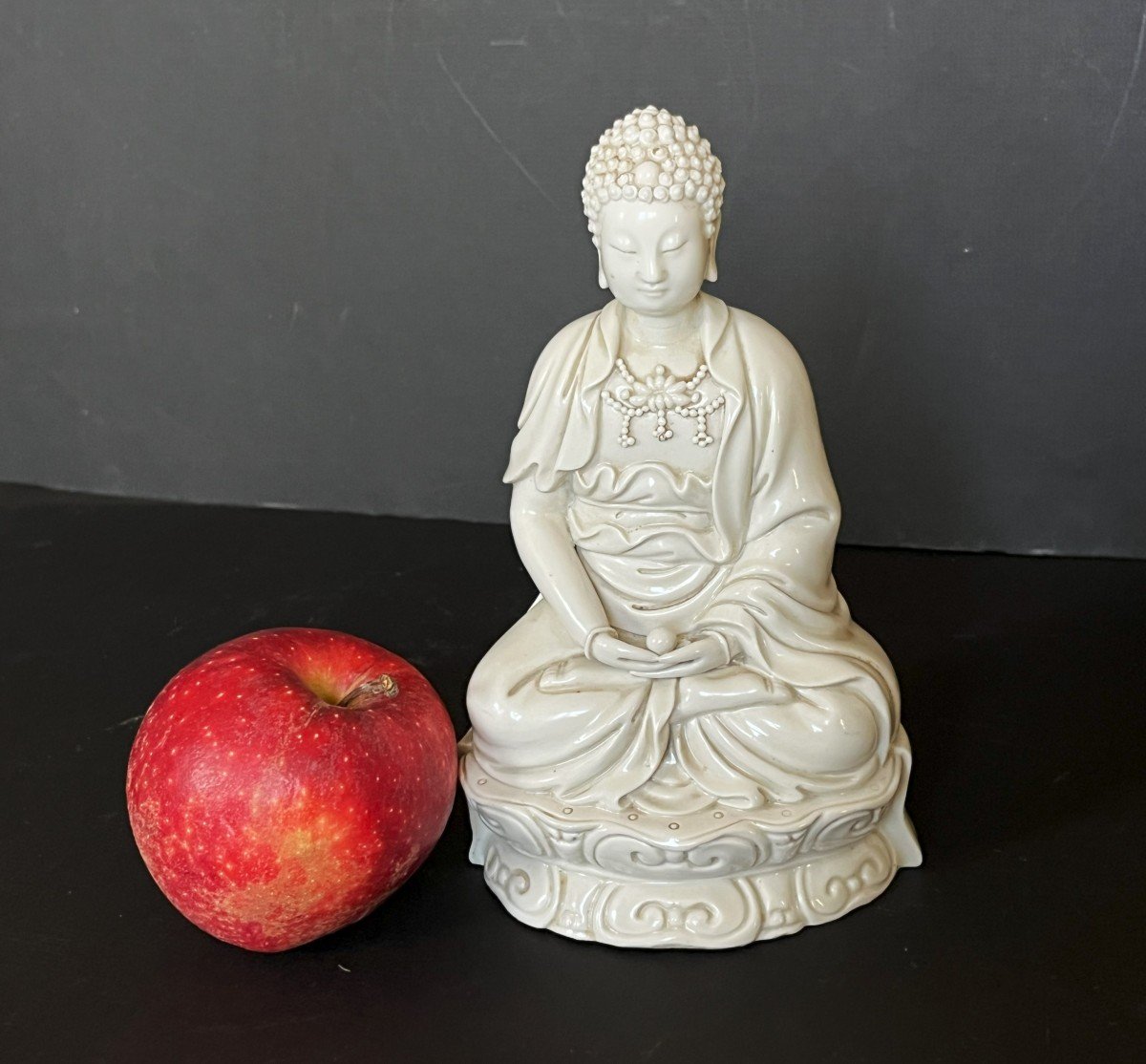 20th Century White Chinese Porcelain Buddha-photo-6