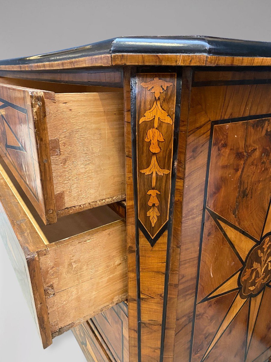 18th Century Italian Marquetry Chest Of Drawers-photo-3