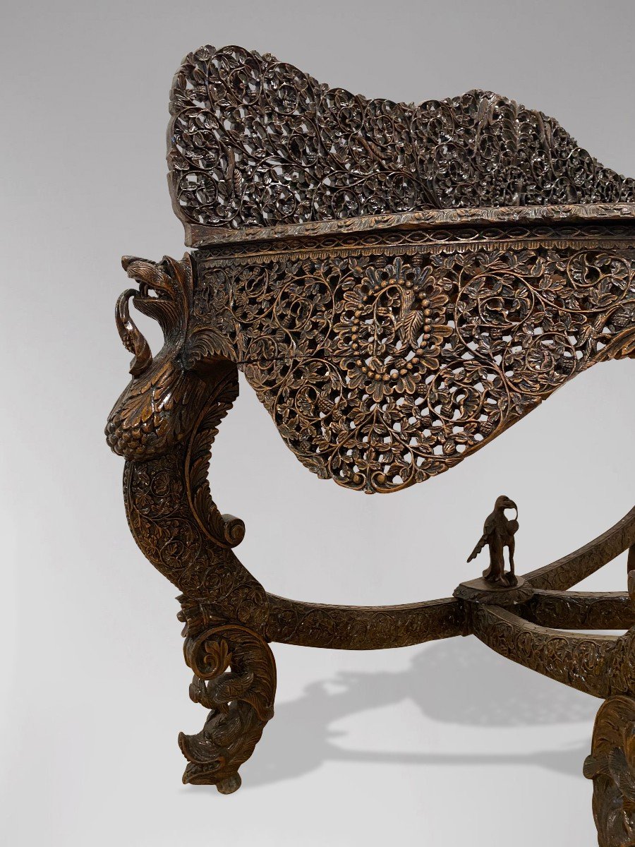 19ème Siècle, Table Console Anglo-Indienne en Palissandre Sculpté -photo-1