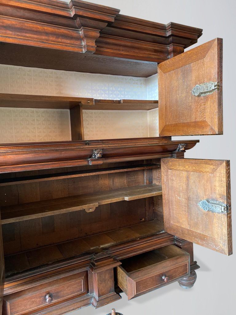 Impressive 17th Century Dutch Walnut On Solid Oak Cupboard-photo-3