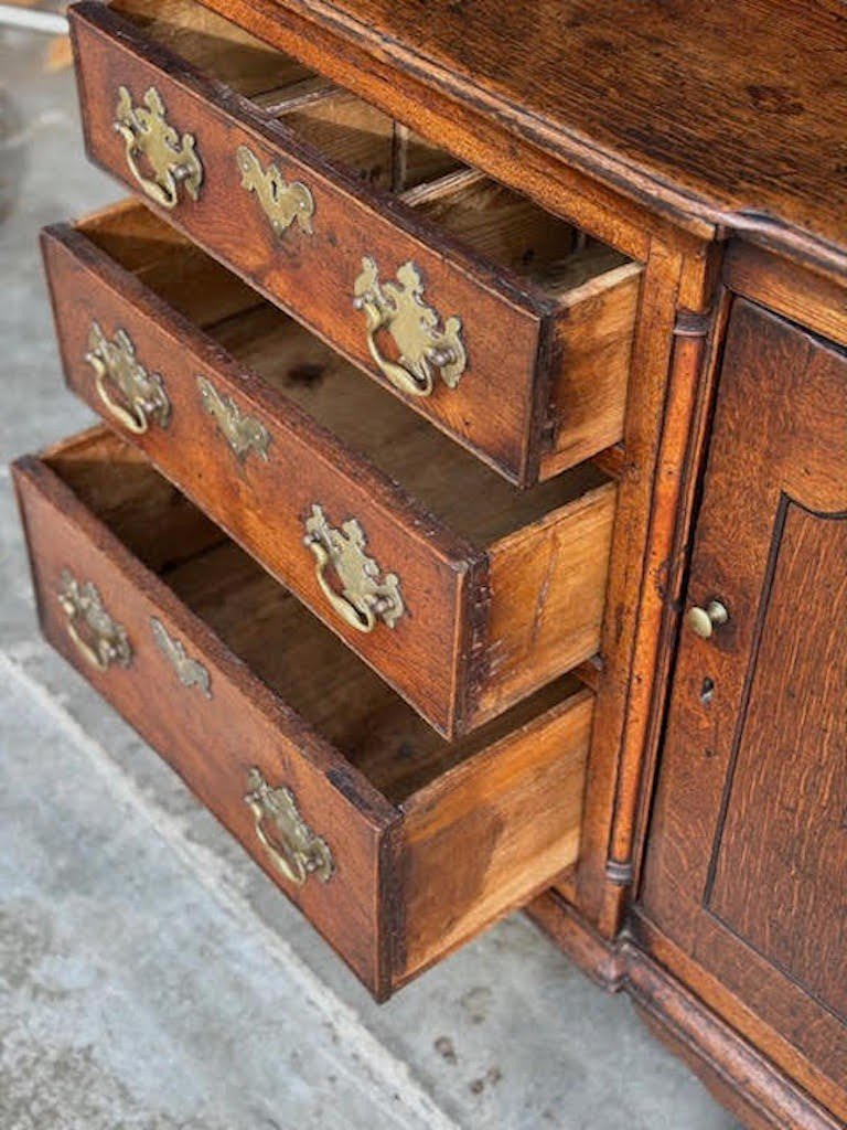 18th Century Lancashire Oak Dresser Base-photo-3