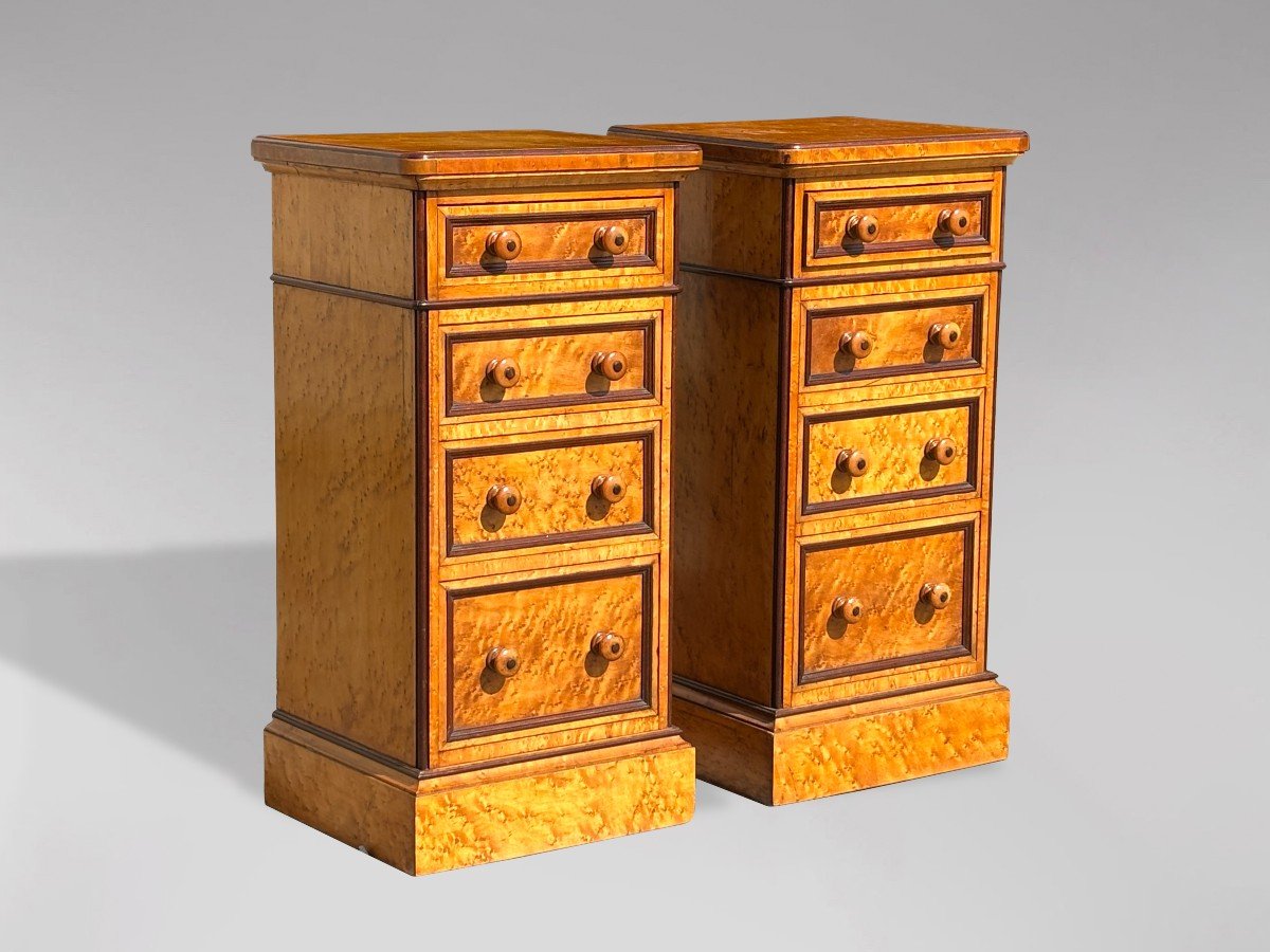 Pair Of 19th Century Victorian Bedside Chests In Maple