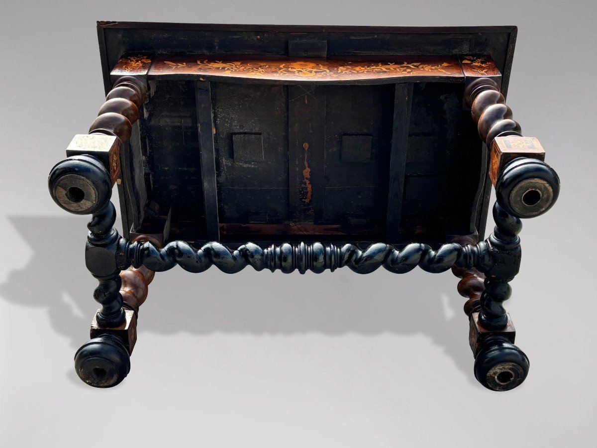 Exceptional Early 19th Century Dutch Walnut Marquetry Center Table-photo-6