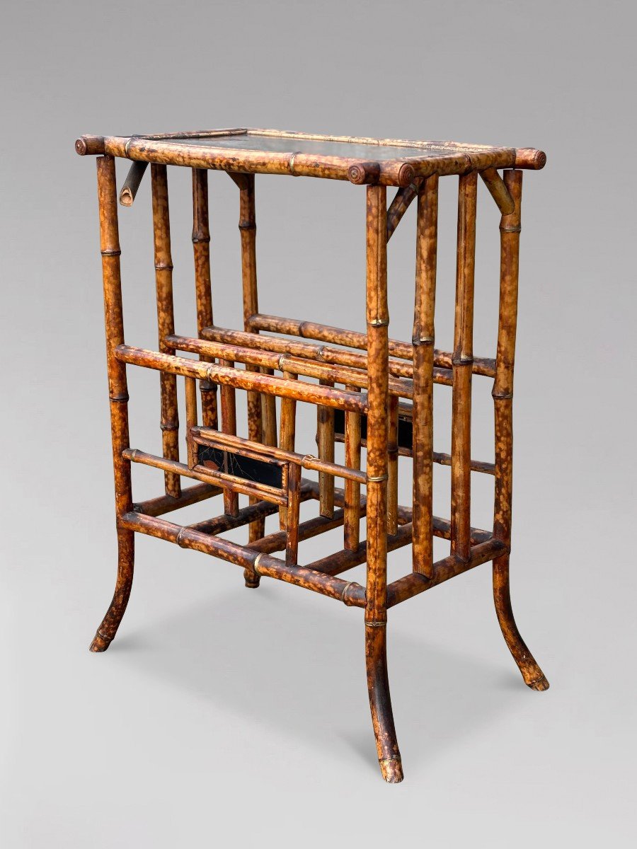 19th Century Hand Painted Tiger Bamboo Table With Magazine Rack-photo-3