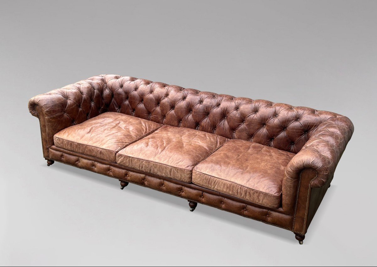 Extra Large 20th Century Brown Leather Chesterfield Sofa-photo-3