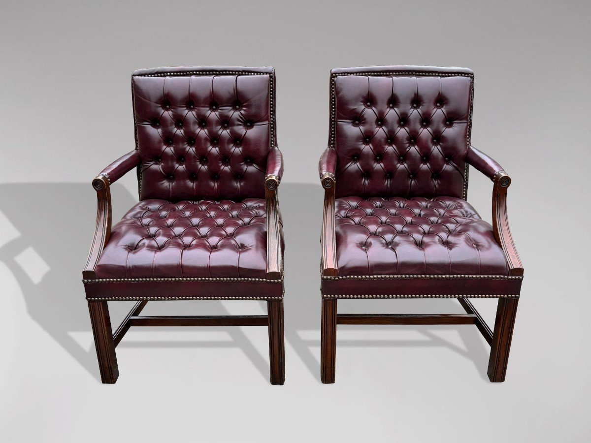 Paire de Fauteuils Gainsborough en Cuir Bordeaux de Style Géorgien-photo-6