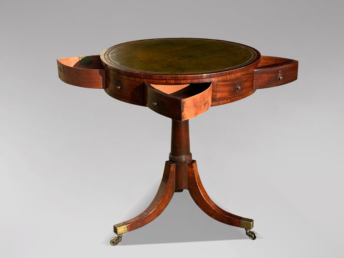 18th Century George III Period Small Mahogany Drum Table-photo-3