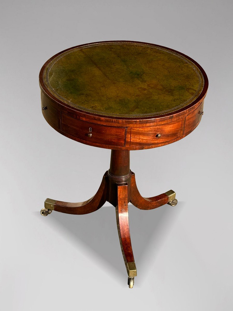 18th Century George III Period Small Mahogany Drum Table-photo-6