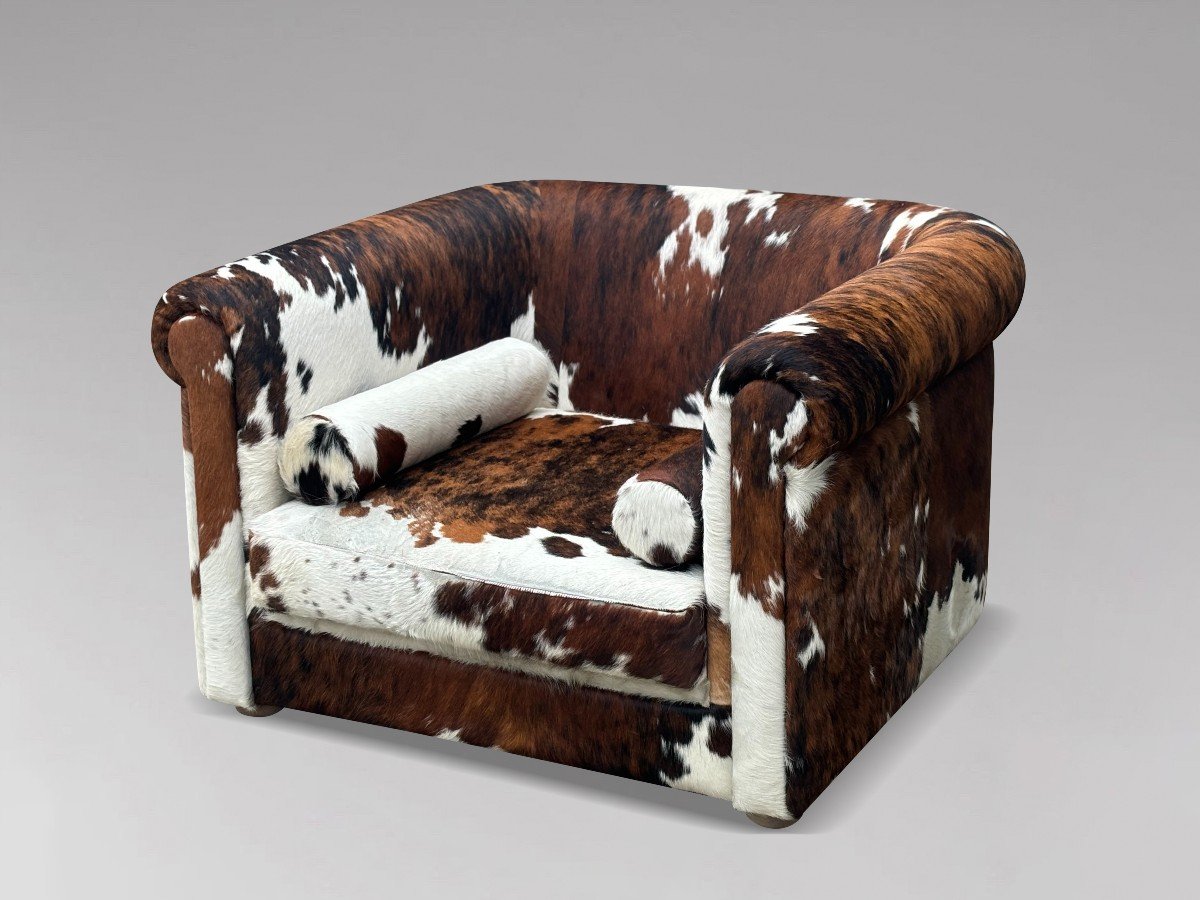 Très Grand Fauteuil de Lounge Italien Marron et Blanc en Fourrure de Vache-photo-4