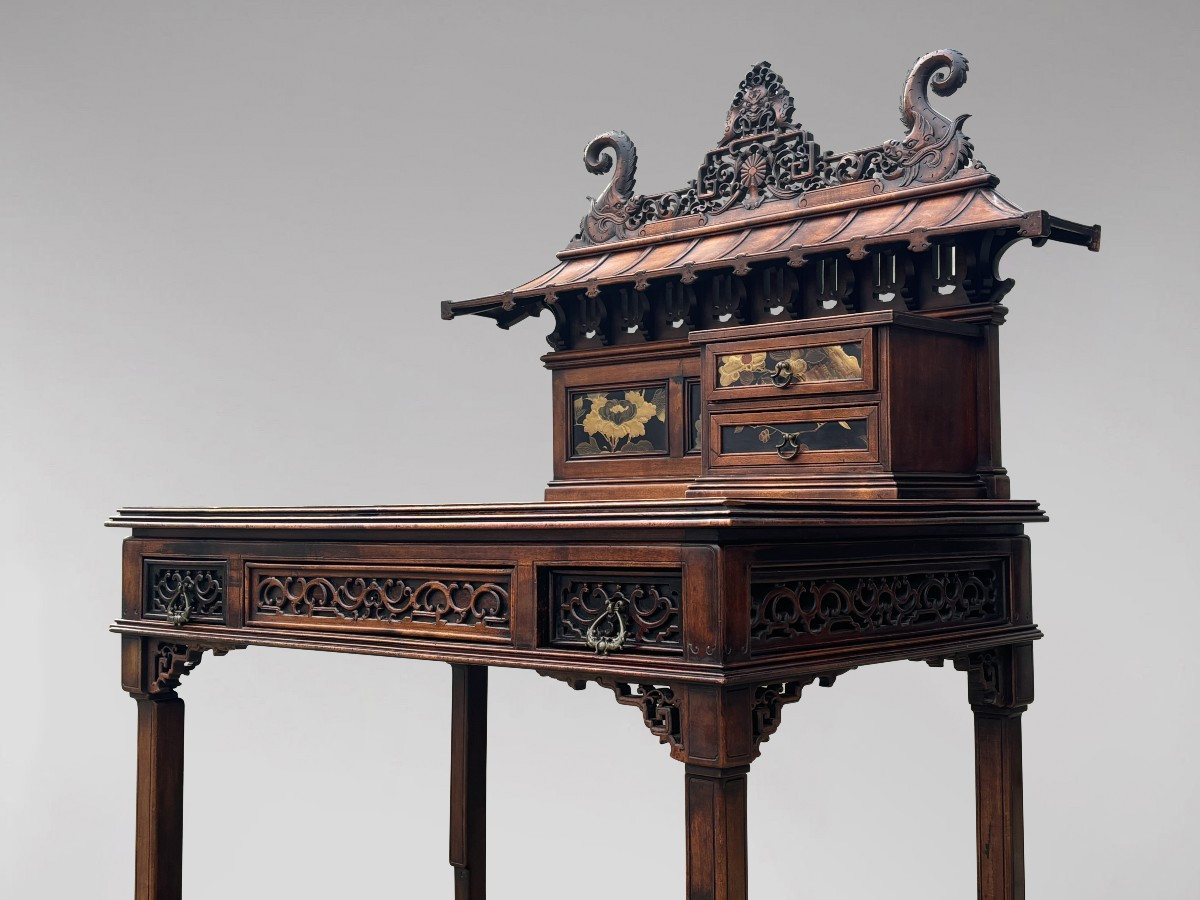 19ème siècle, Table d'Écriture Chinoise Chippendale avec Plateau en Pagode Sculpté-photo-7