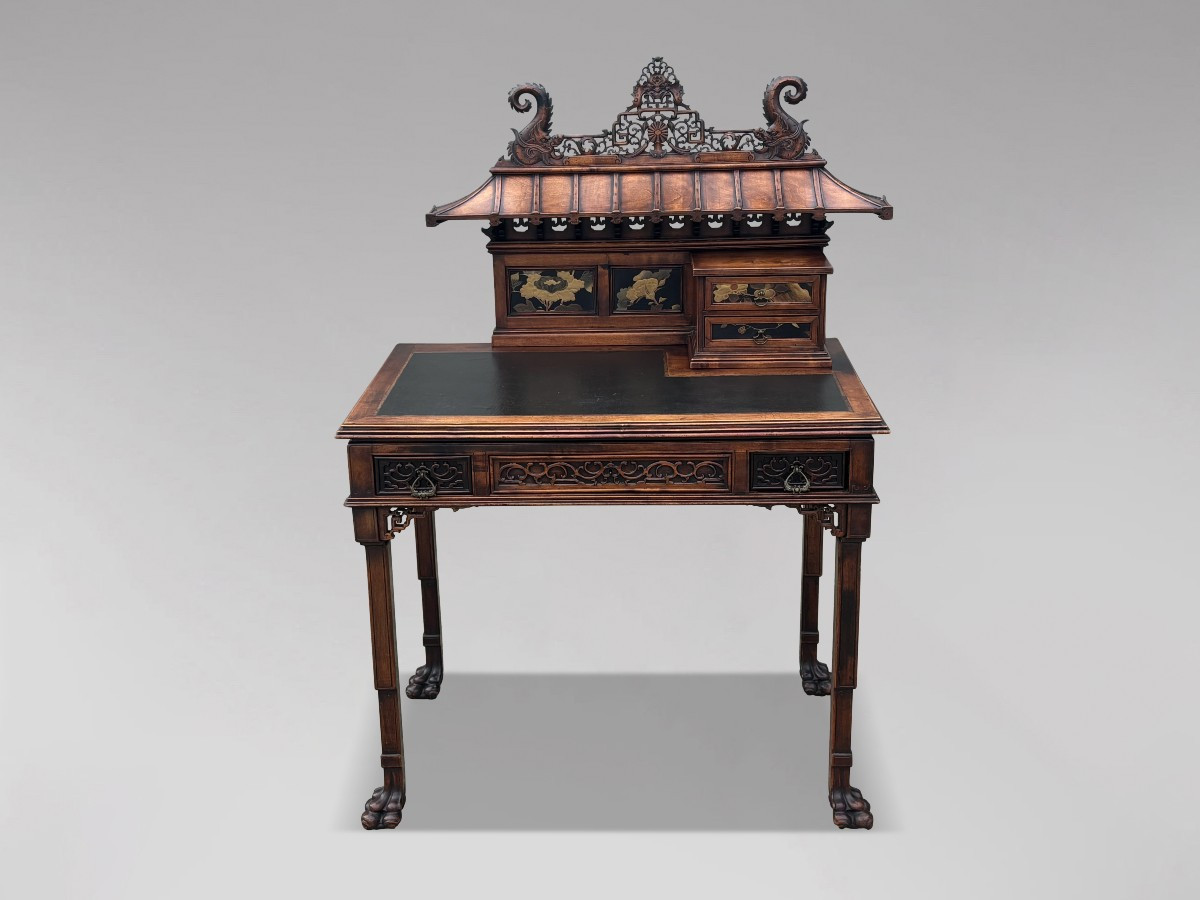 19ème siècle, Table d'Écriture Chinoise Chippendale avec Plateau en Pagode Sculpté-photo-8