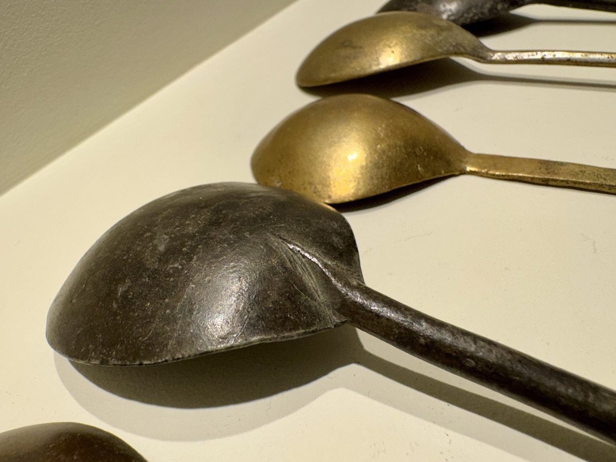 Set Of 10 Pewter And Brass Spoons, Dating From The 15th To The 17th Century. -photo-6