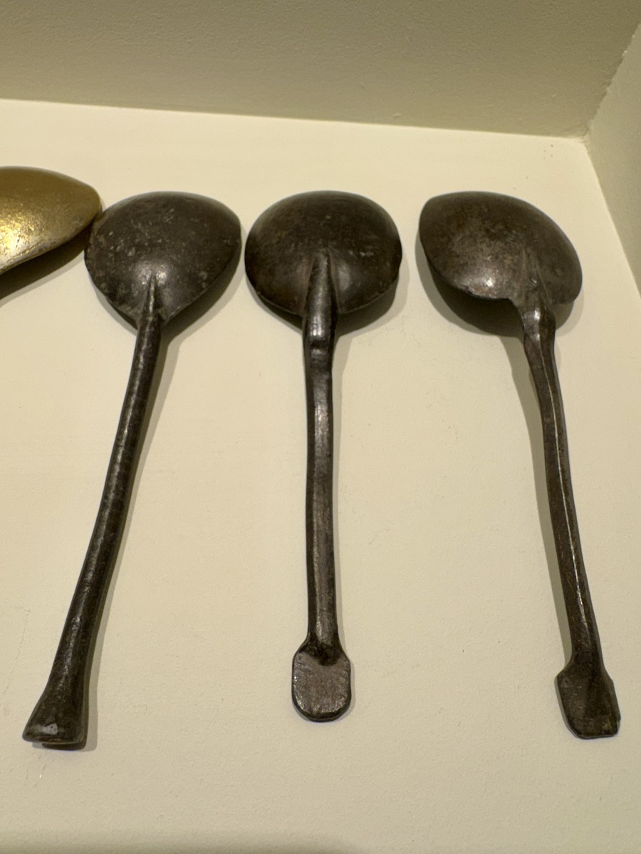 Set Of 10 Pewter And Brass Spoons, Dating From The 15th To The 17th Century. -photo-7