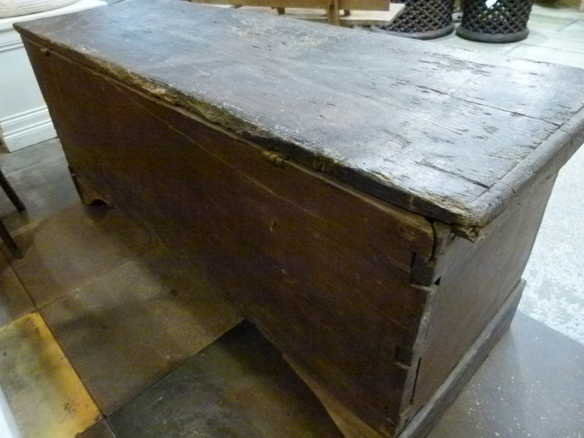 18th Century Chest-photo-3