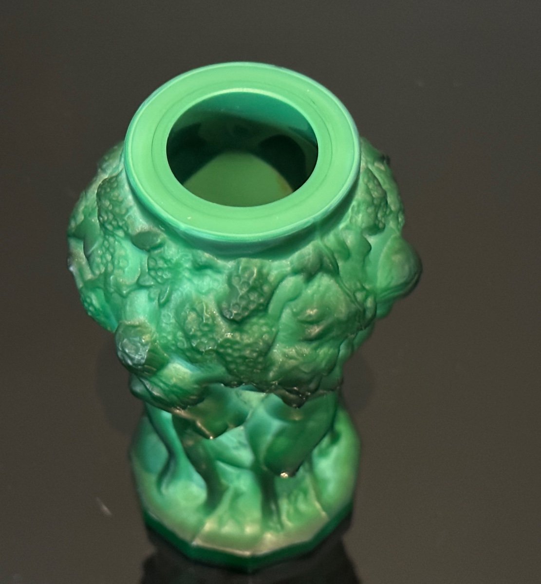 Heinrich Hoffmann, Vase Art Deco A Decor De Bacchantes Malachite(1875 - 1938)-photo-3