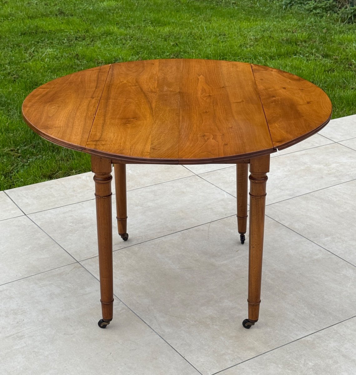 Extendable Walnut Table From The Directoire Period, Late 18th Century-photo-1