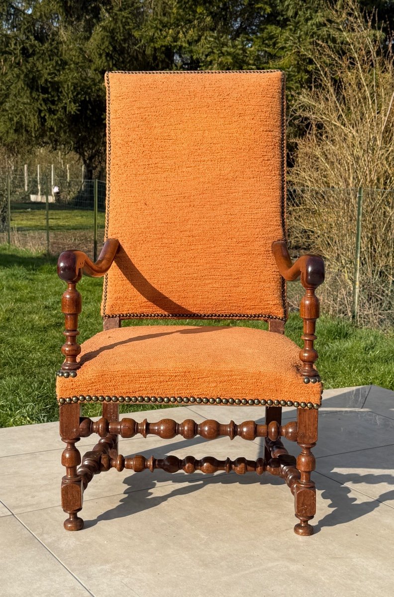 Fauteuil En Noyer d'Epoque Louis XIV