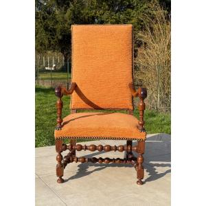 Fauteuil En Noyer d'Epoque Louis XIV