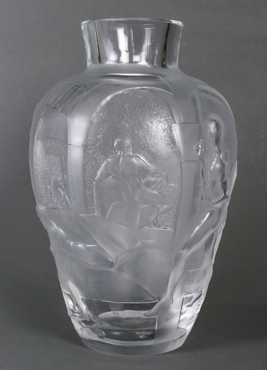 Vase En Cristal "les Eléens" - Marie-claude Lalique (1994) Hommage Aux Jeux Olympiques, 48 Cm