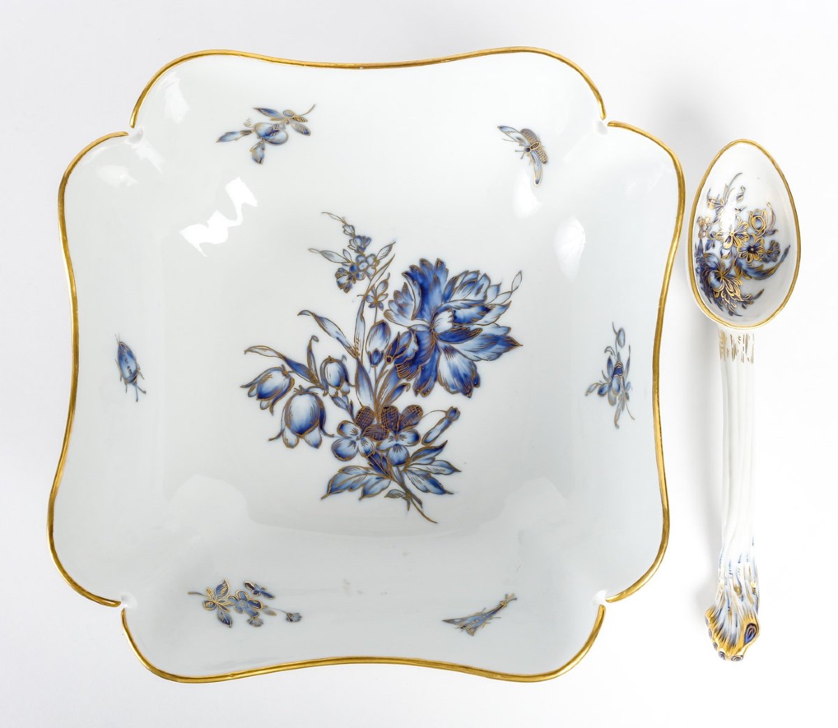 Meissen Porcelain Dinner Set - Blue And Gold Floral Design - 75 Pieces - Circa 1880-photo-2