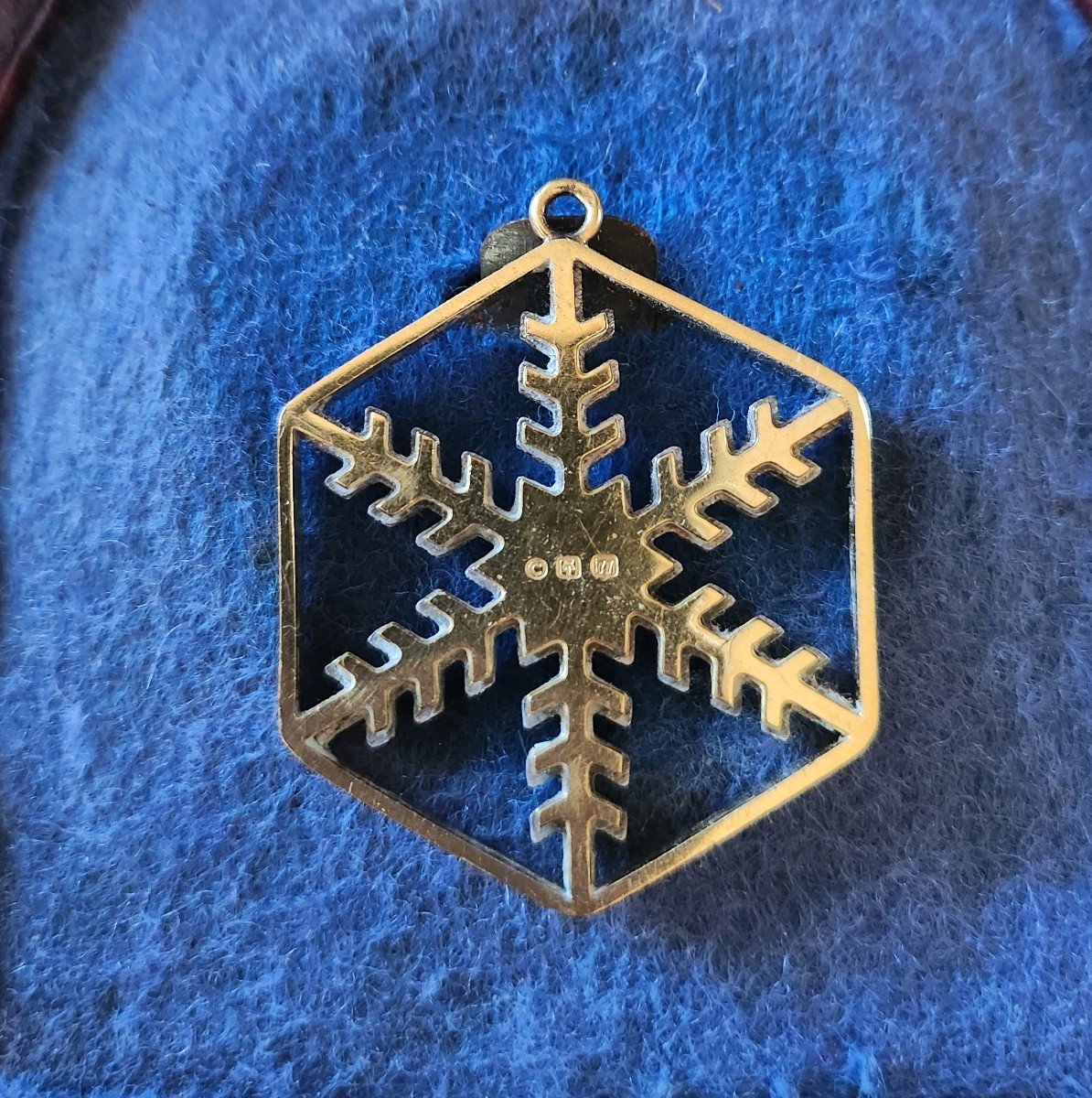 Silver Snowflake Pendant-photo-2