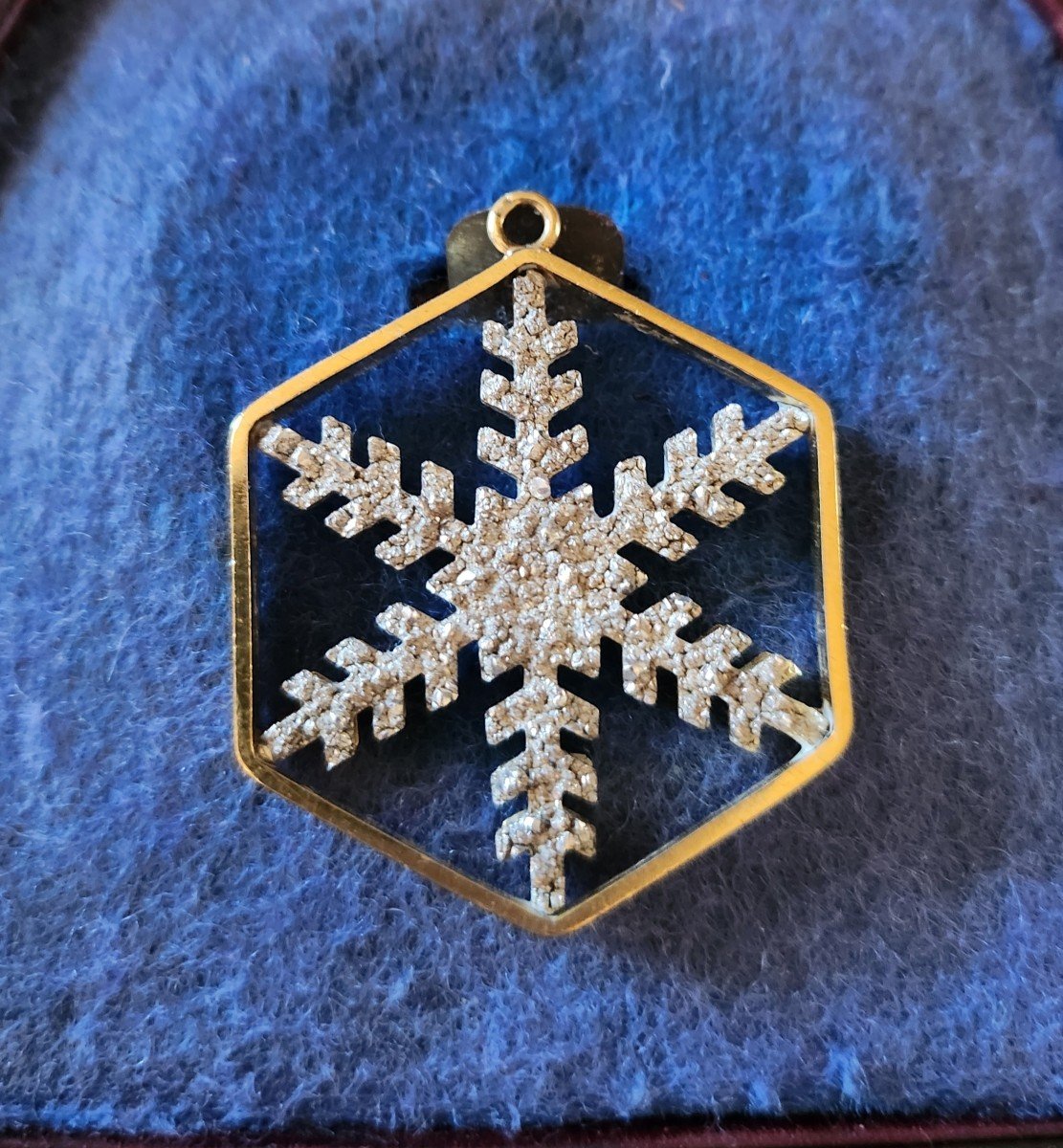 Silver Snowflake Pendant-photo-4