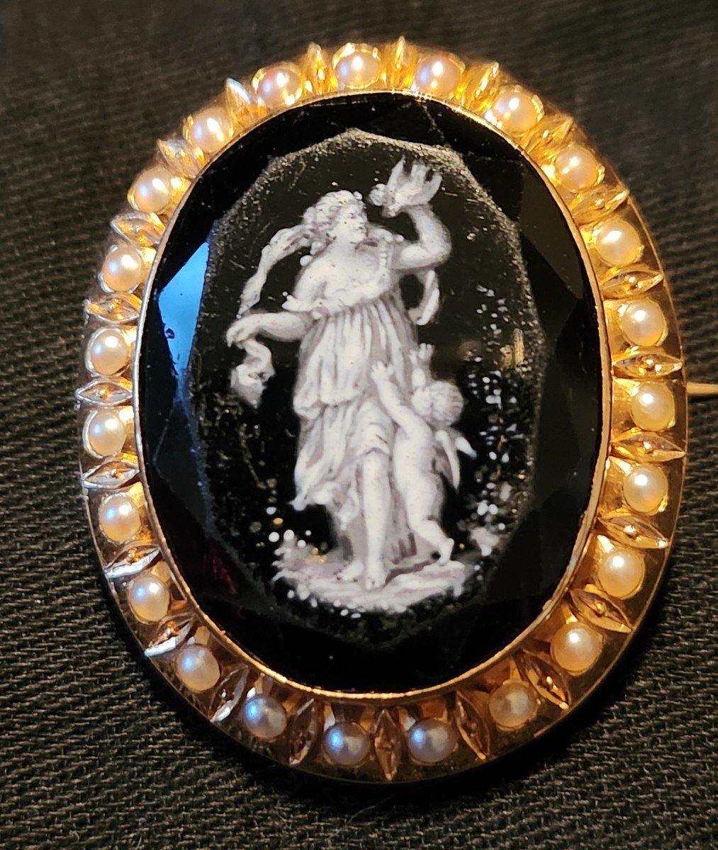 Gold Brooch And Miniature In Grisaille On Glass 19th Century -photo-3