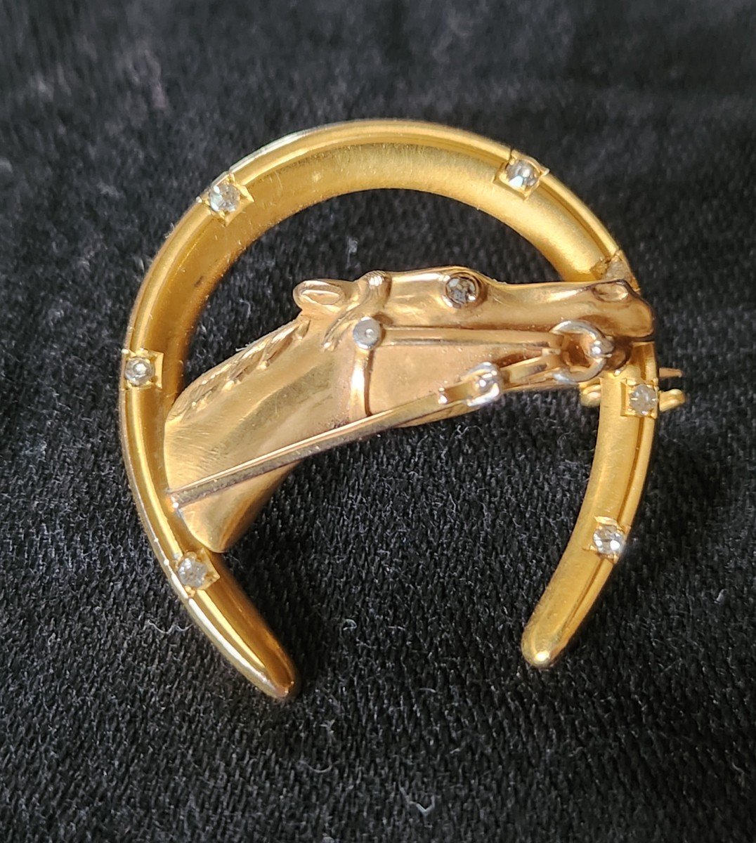 Broche Porte Bonheur Fer à Cheval En Or Et Diamants